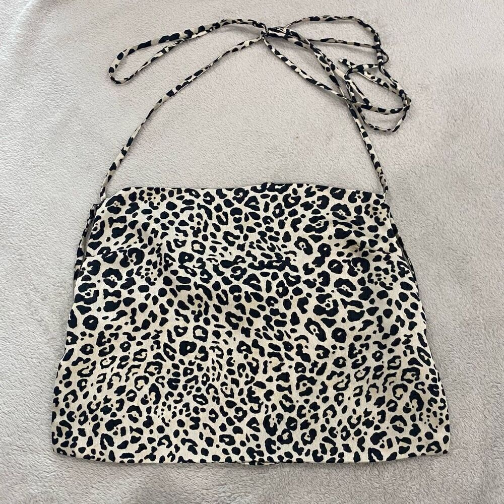Forever 21 Satin Cheetah Print Top Size Small
